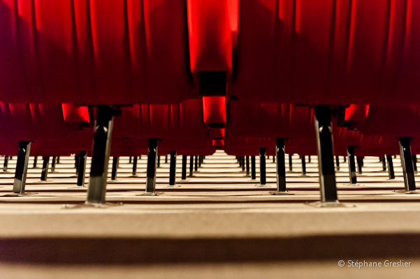 art & spectacle (spectacle-00)